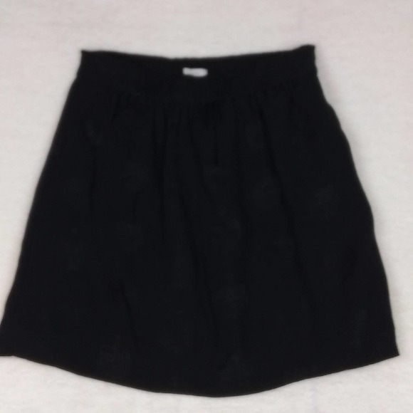 Loft Lined Mini Skirt Size Medium in Black‎ w/ Damask Style Print - Picture 1 of 11